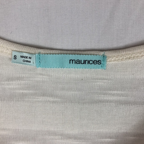 NWOT Maurices Top with Red & Gold Design - Picture 2 of 8